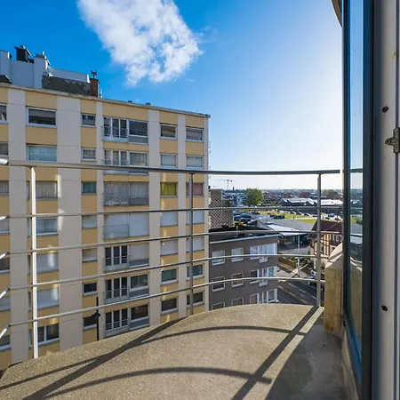 With 2 Bedrooms And Sea View