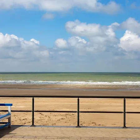 Apartment With 2 Bedrooms And Sea View Middelkerke