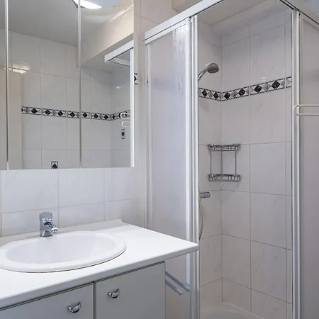 With 2 Bedrooms And Sea View